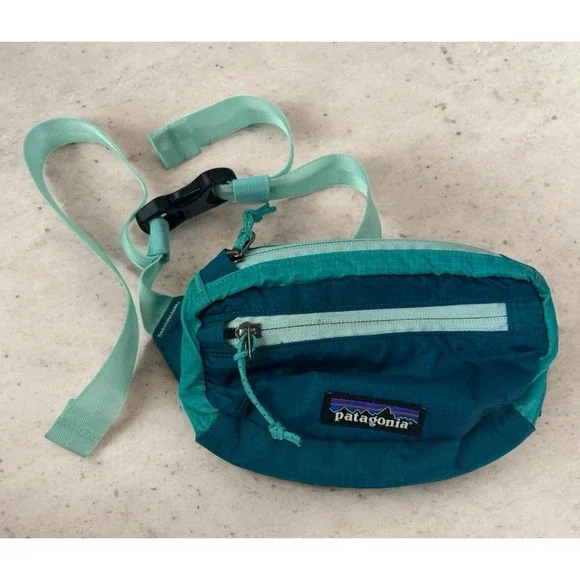 Patagonia Ultralight Black Hole Mini Waist Teal Blue Belt Bag Fanny Pack One Sz - Picture 1 of 8